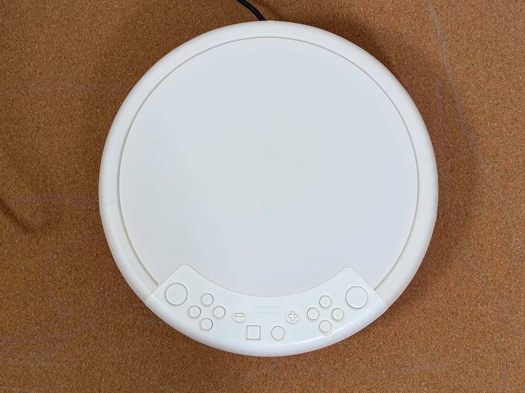 太鼓の達人Nintendo Switch 【ソフトと太鼓・バチのセット】　箱付き