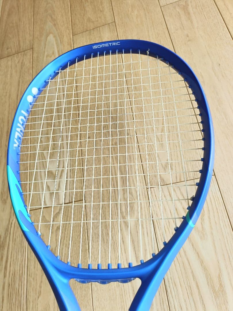 【超美品】YONEX Ezone 110 現行モデル①