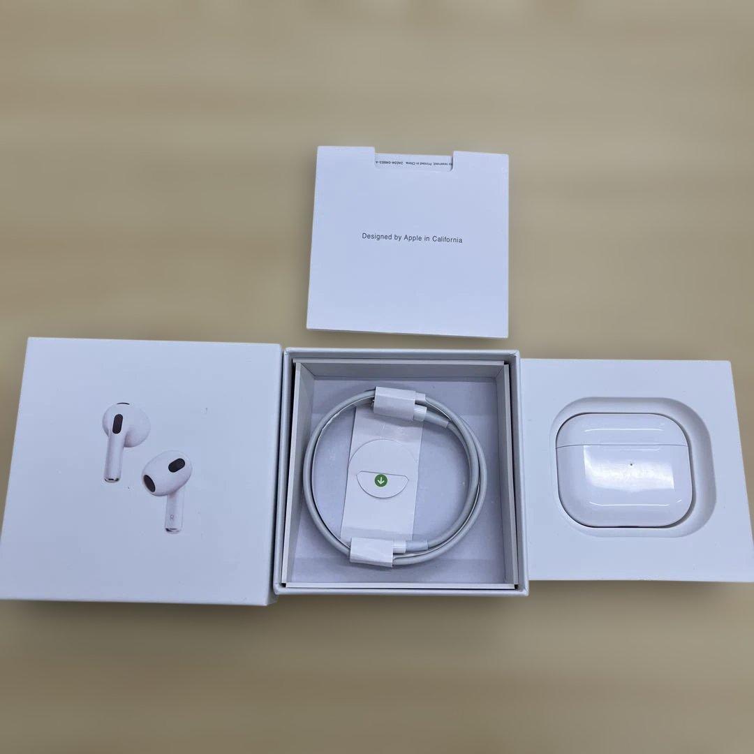 AirPods (第3世代) MagSafe充電ケース付き