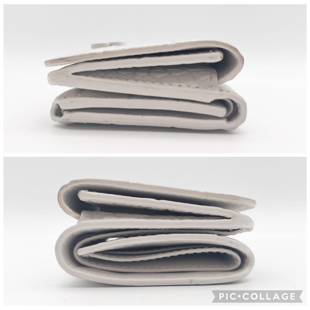 BALENCIAGA バレンシアガ 三つ折り財布 クロコ型押し BBロゴホワイト