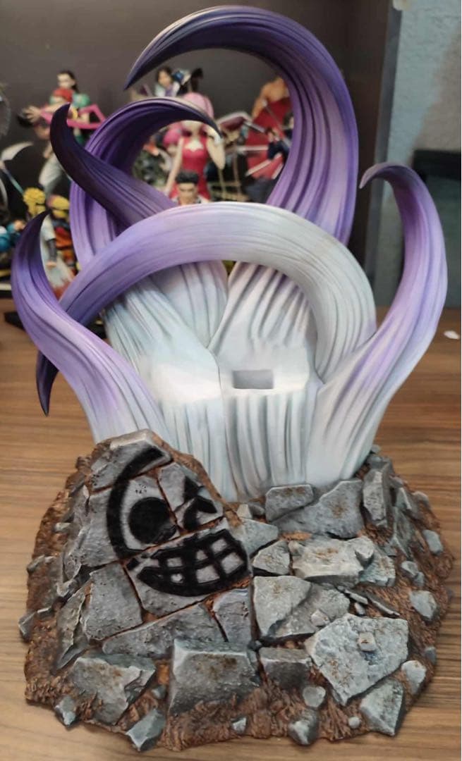 【ワンピース】ドフラミンゴ ガレージキットフィギュア ONE PIECE