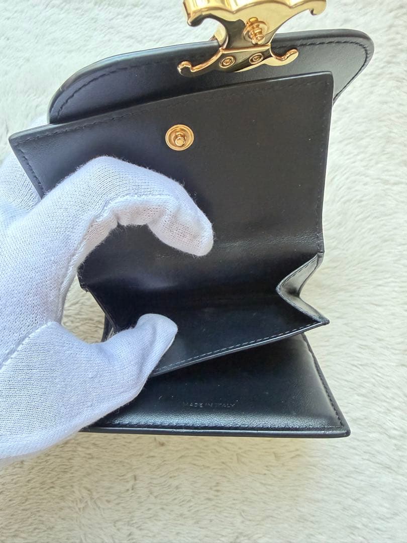 CELINE ブラック 三つ折り財布 スモールフラップウォレット トリンオフ