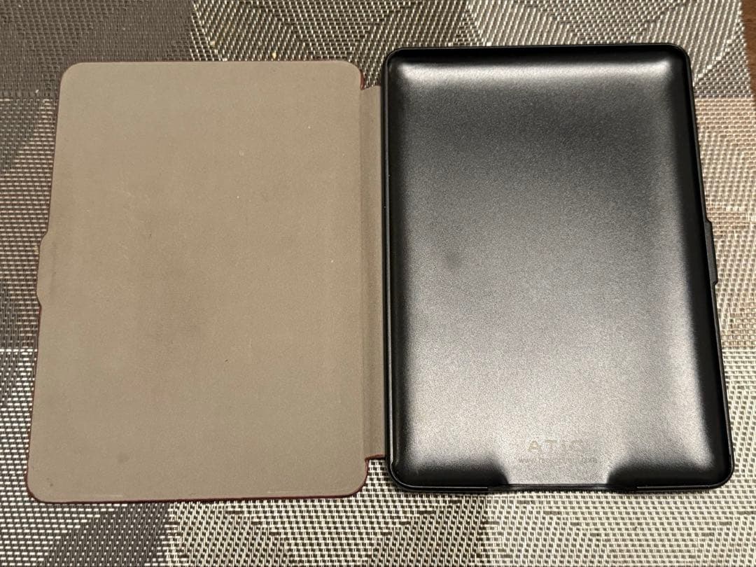 Kindle whitepaper 7世代 Wifi 4gb 広告なし