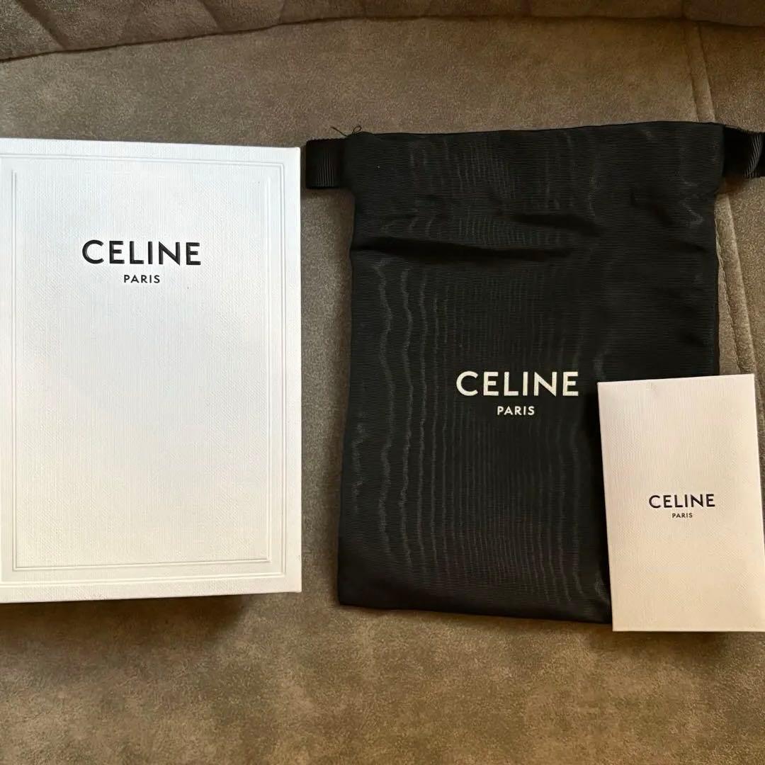 CELINE スモール トリフォールド ウォレット 16 セーズ