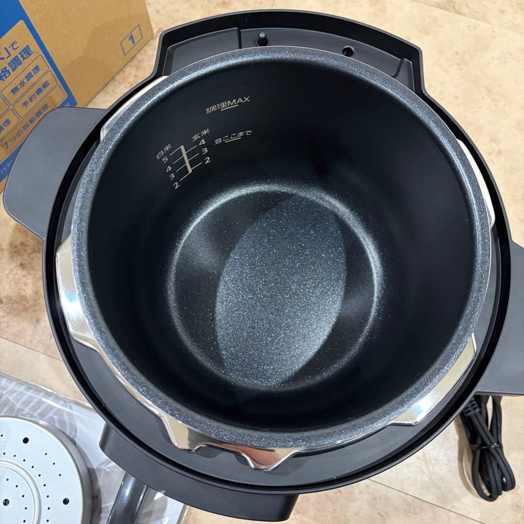 Panasonic 電気圧力鍋 SR-MP300-K 2.0L 2021年製
