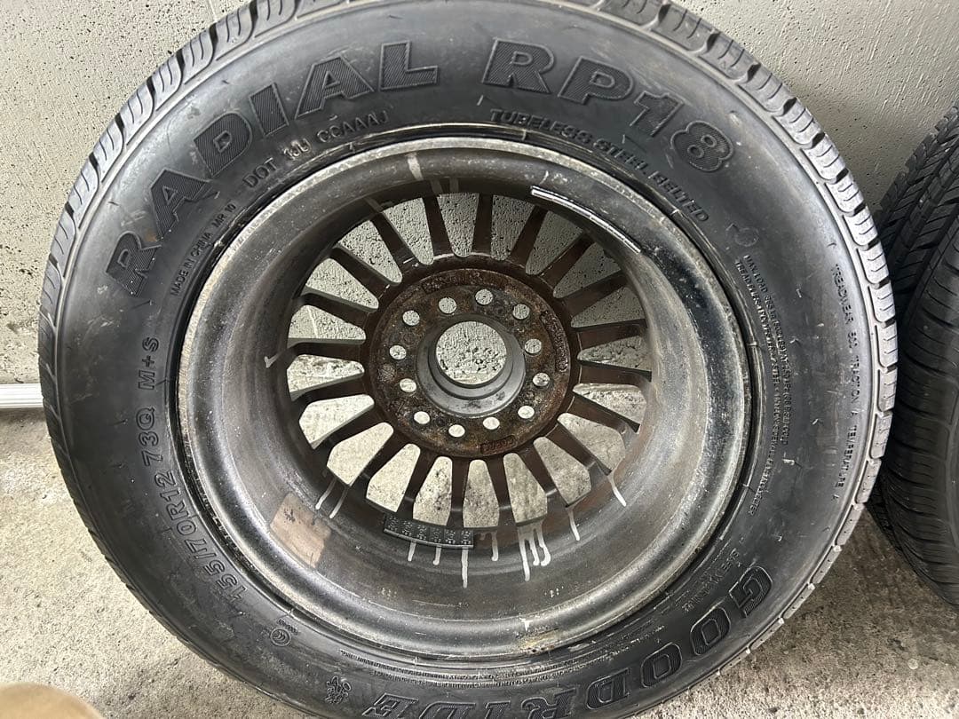 未使用品ホワイトレター 155/70R12 GOODRIDE アルミ 12インチ