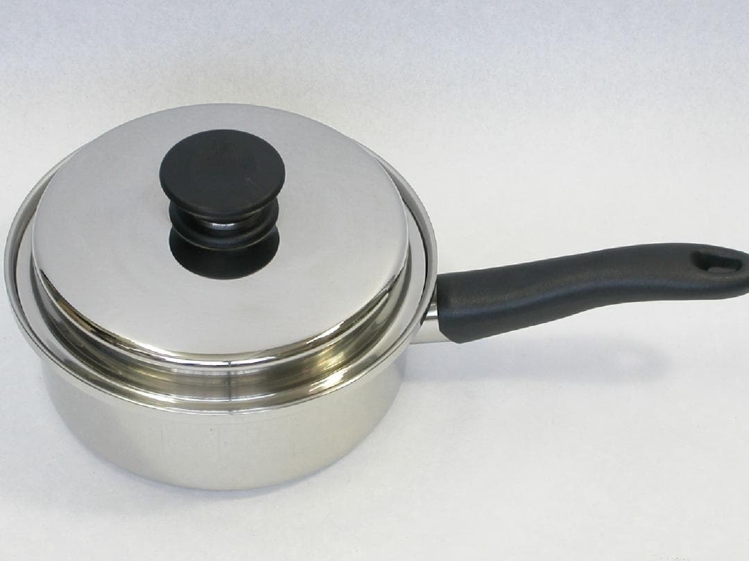 アムウェイ 中ソースパン 未使用品 料理本とスクラブバッズ1個付 IH対応品