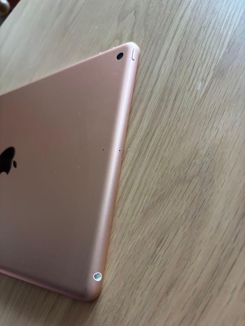 Apple iPad 7世代ゴールド