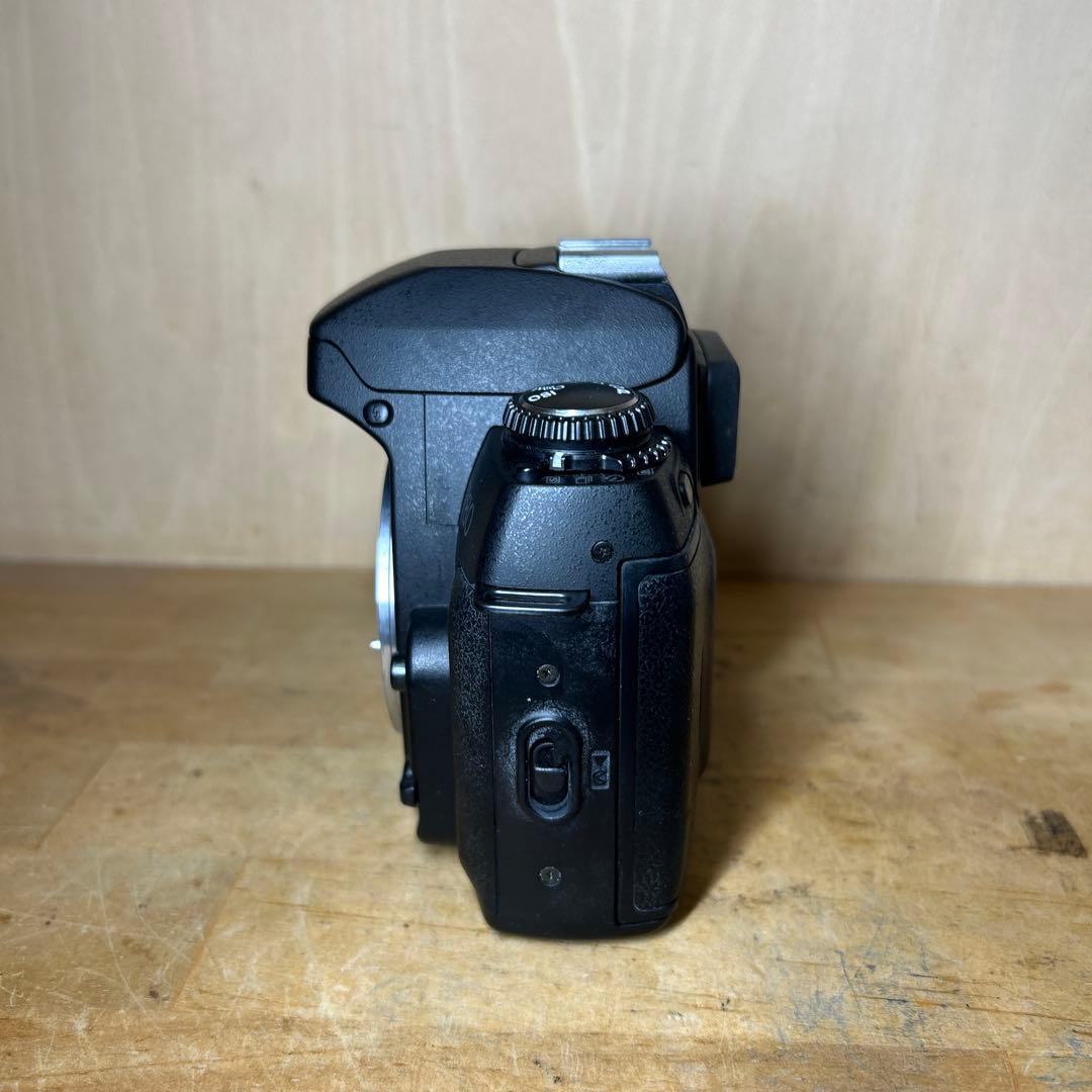 Nikon F80 ボディー完動極美品