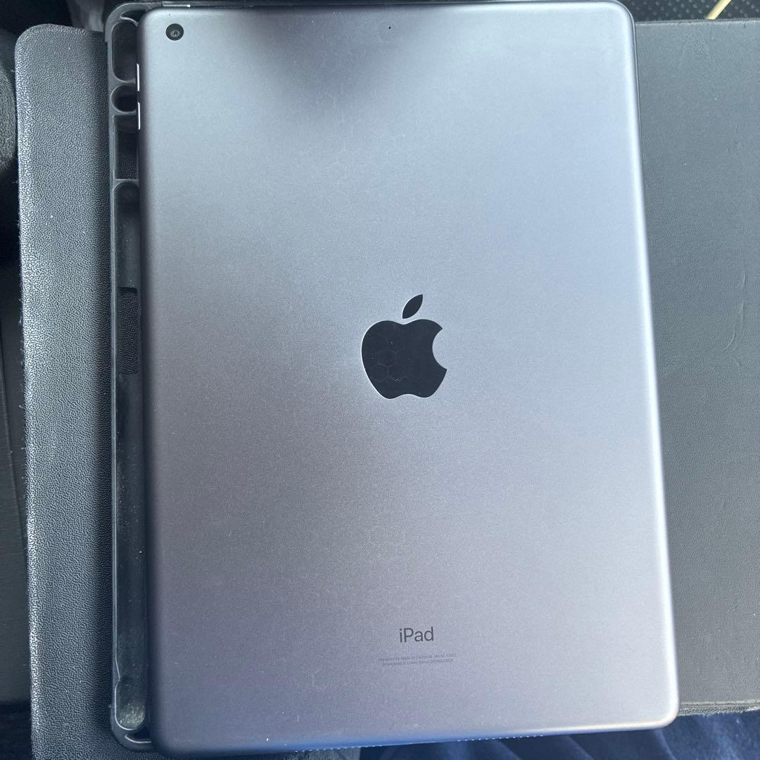 Apple iPad 第９世代　64GB スペースグレー MK2K3JA