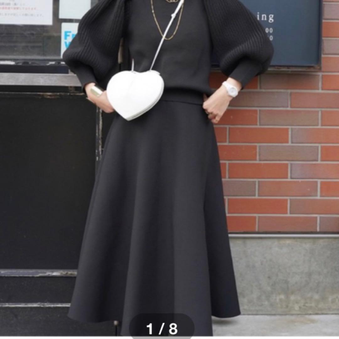 最安値　イデアルーチェ　マーガレットスカート Aライン　フレア　黒