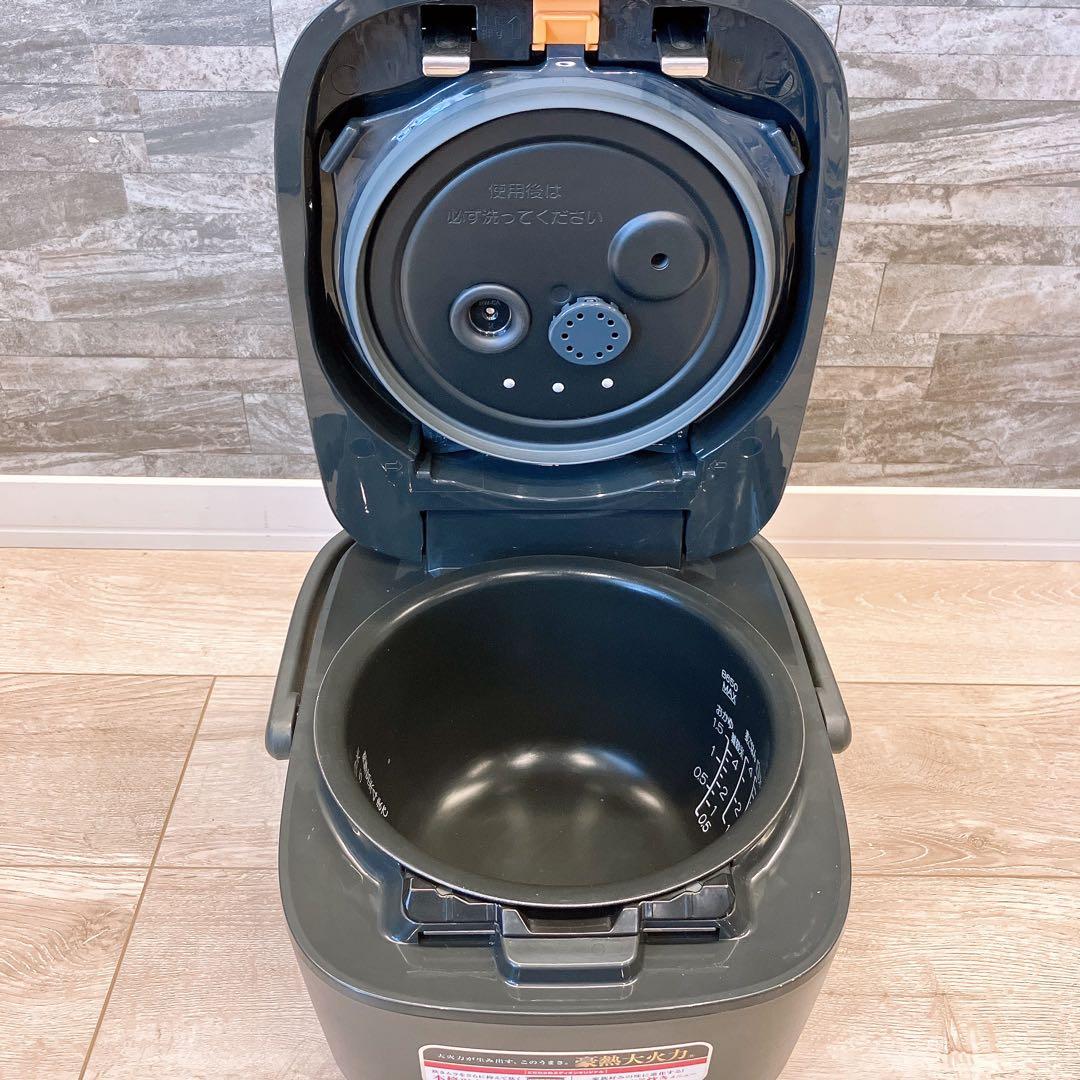 25年製　ZOJIRUSHI 圧力IH炊飯ジャー 極め炊き NW-BH10E4