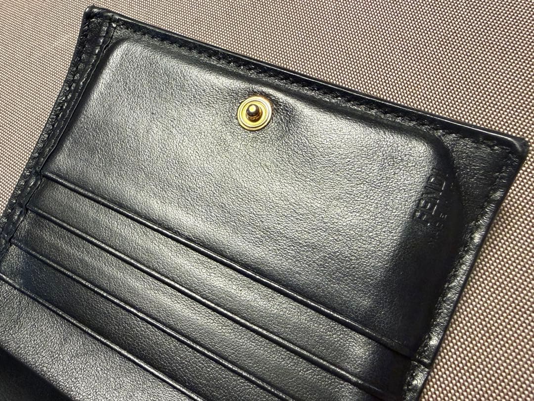 FENDI 二つ折り 財布 ウィメンズ 黒