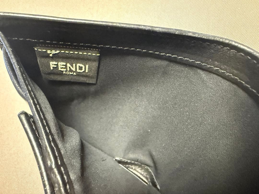 FENDI 二つ折り 財布 ウィメンズ 黒