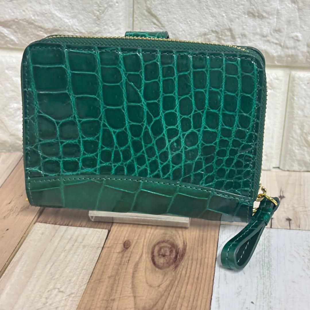 ③ GENUINE CROCODILE 財布　二つ折り　クロコダイル　グリーン