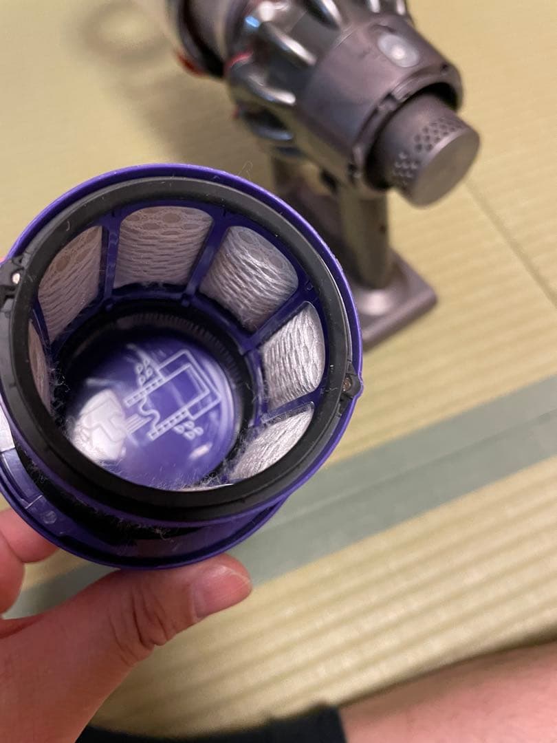 Dyson スティッククリーナー 本体 アタッチメント付き　ダイソン　sv12