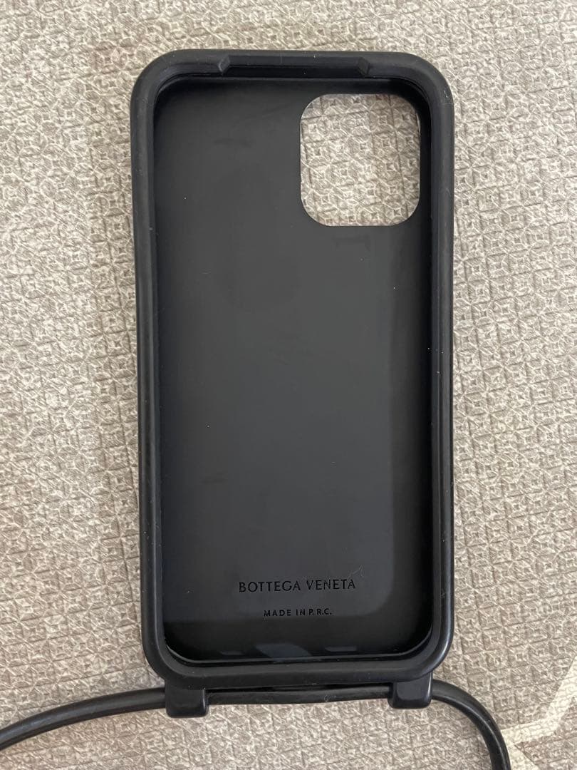 ボッテガヴェネタiPhone12ケース　イントレチャート　黒　ショルダー