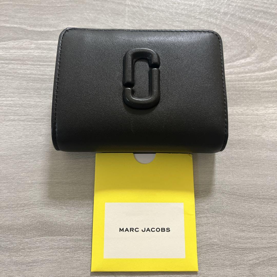 MARC JACOBS マークジェイコブス レザー 二つ折り財布 Jマーク