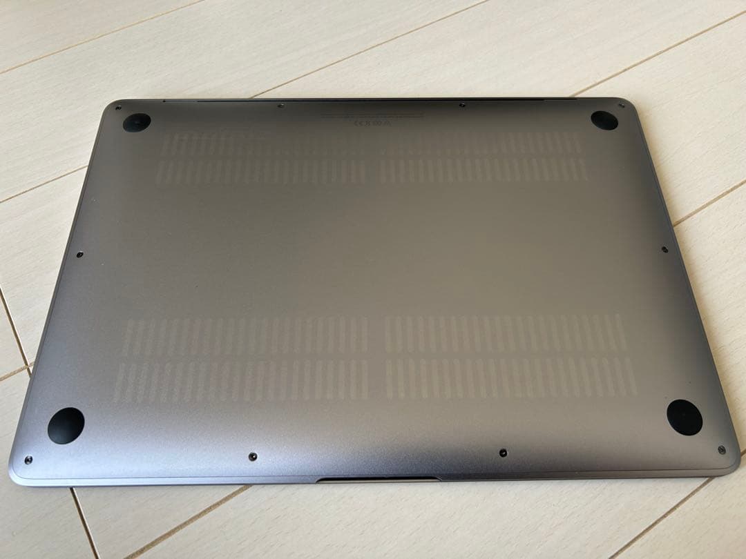 MacBook Air 2020 M1 8GB 256GB スペースグレー