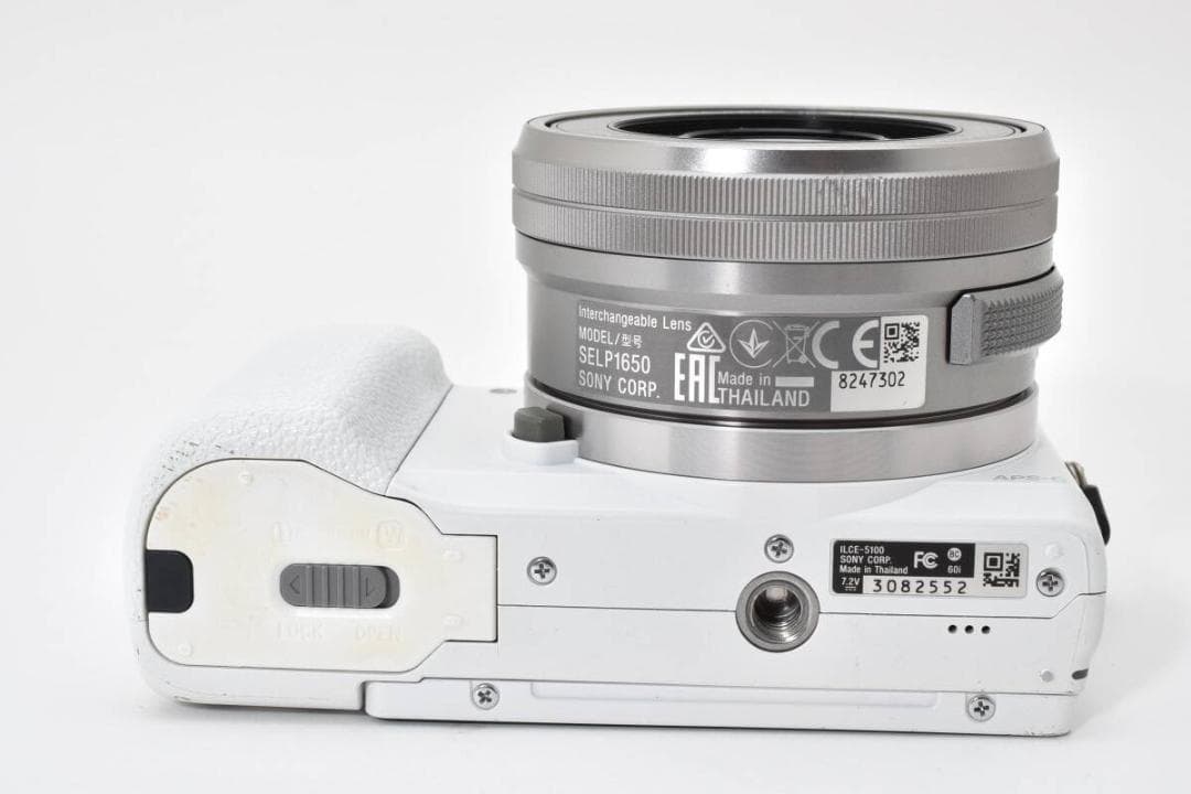 SONY α5100 ILCE-5100 + E 16-50mm レンズキット