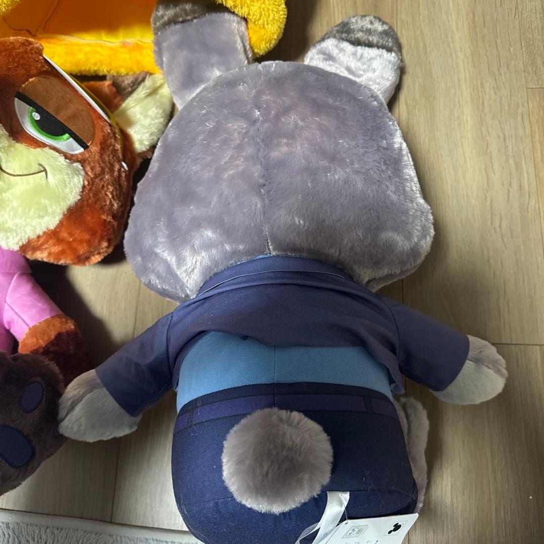 ズートピア2 ニック ジュディ スーパーラージ　ぬいぐるみ　おまけ付き