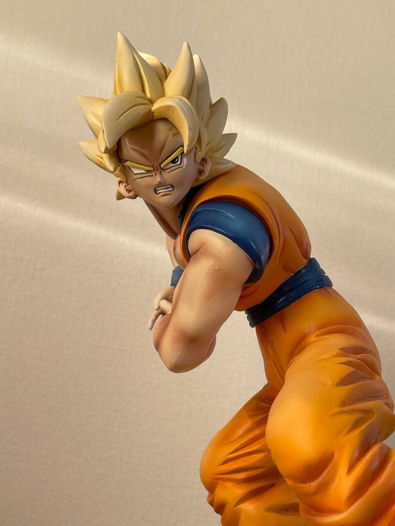 ドラゴンボール　① 一品物　超サイヤ人 孫悟空　スーパーサイヤ人　創作品 完成品