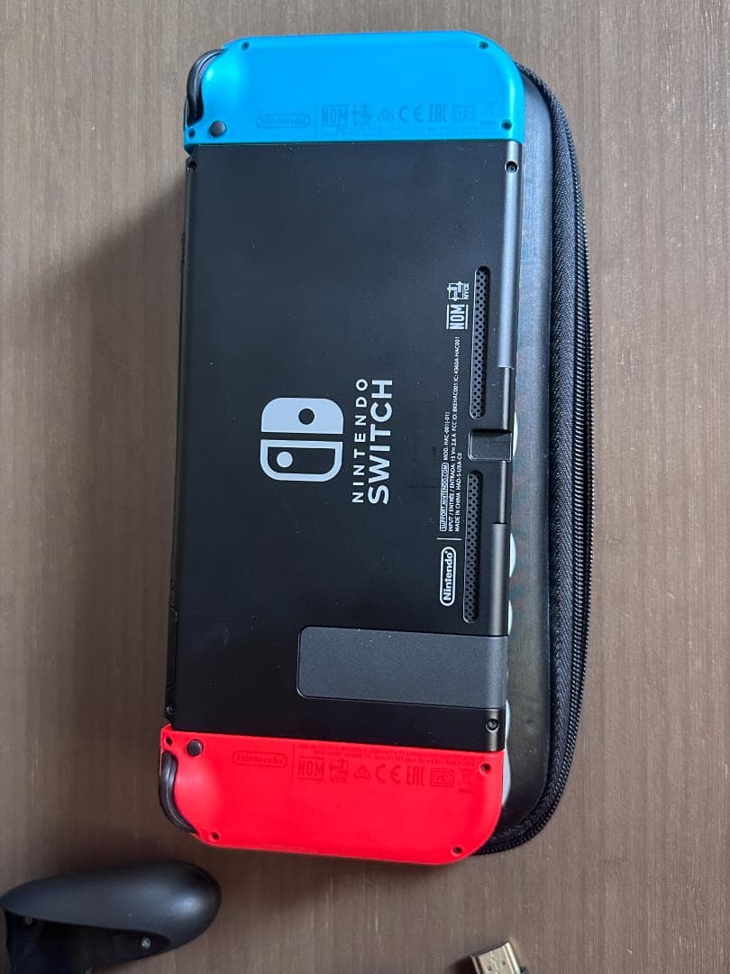 Nintendo Switch 赤/青 本体 充電器付き