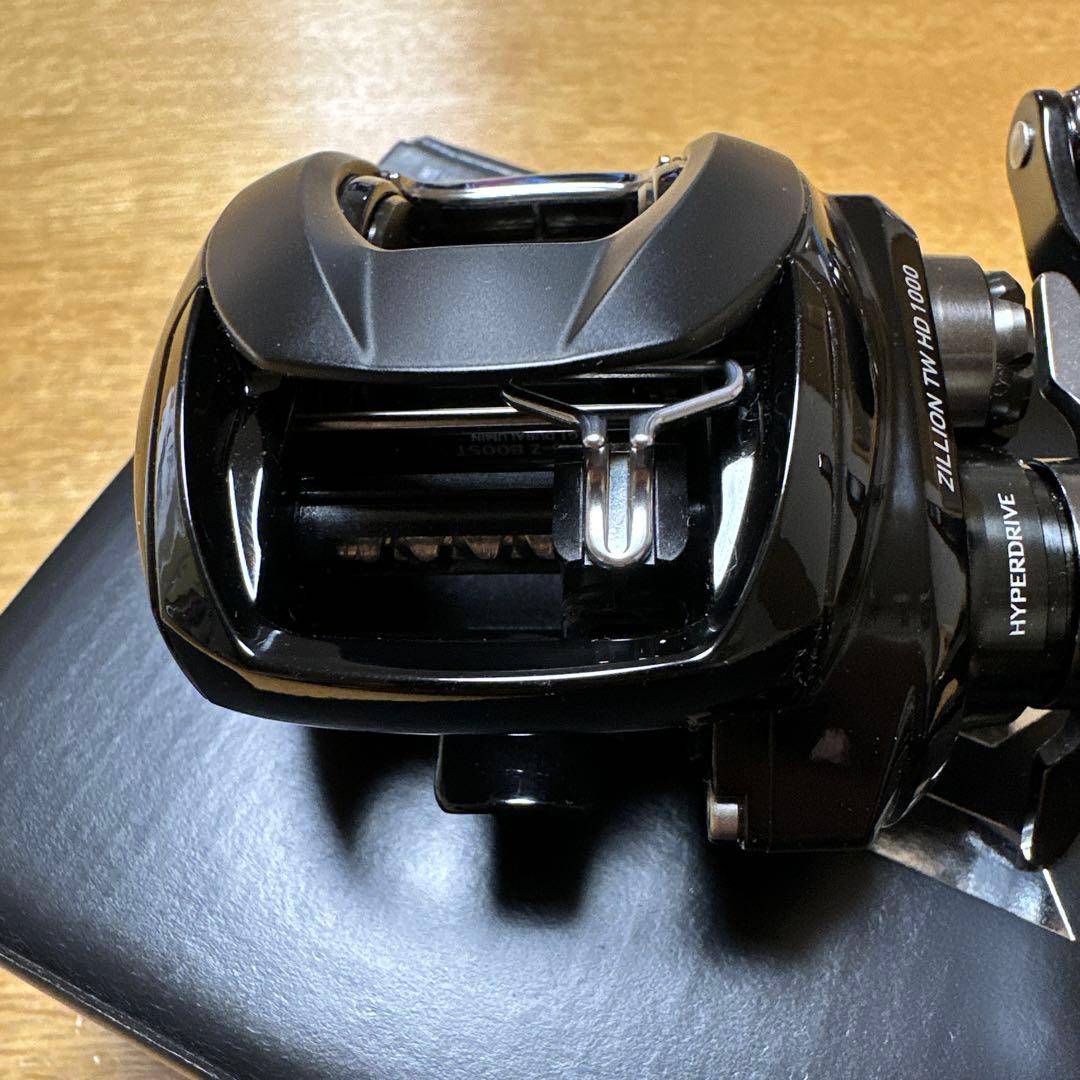 【美品】DAIWA / ダイワ　22ジリオンTW HD 1000XHL