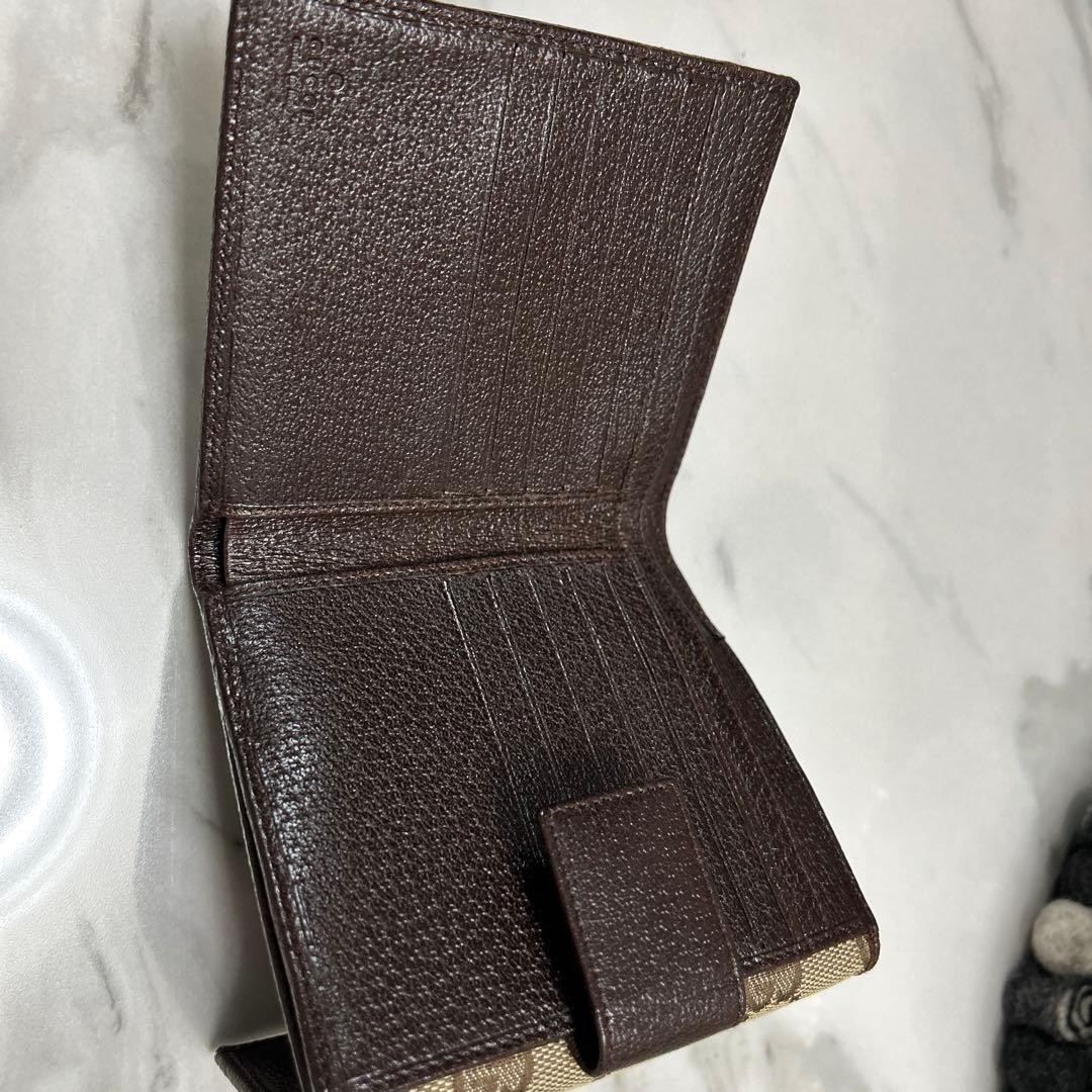 GUCCIグッチ GGキャンバス二つ折り財布