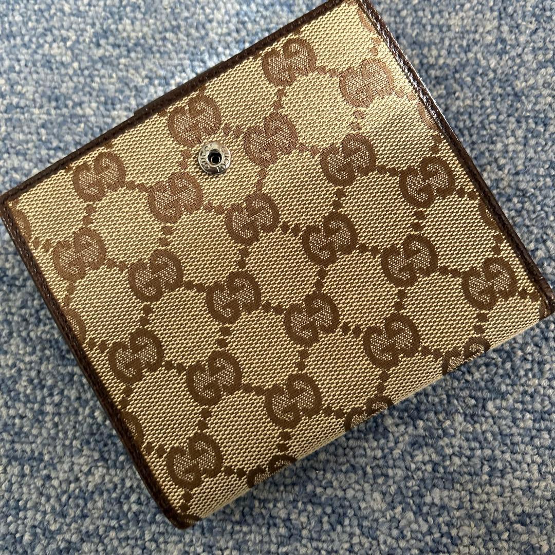 GUCCIグッチ GGキャンバス二つ折り財布