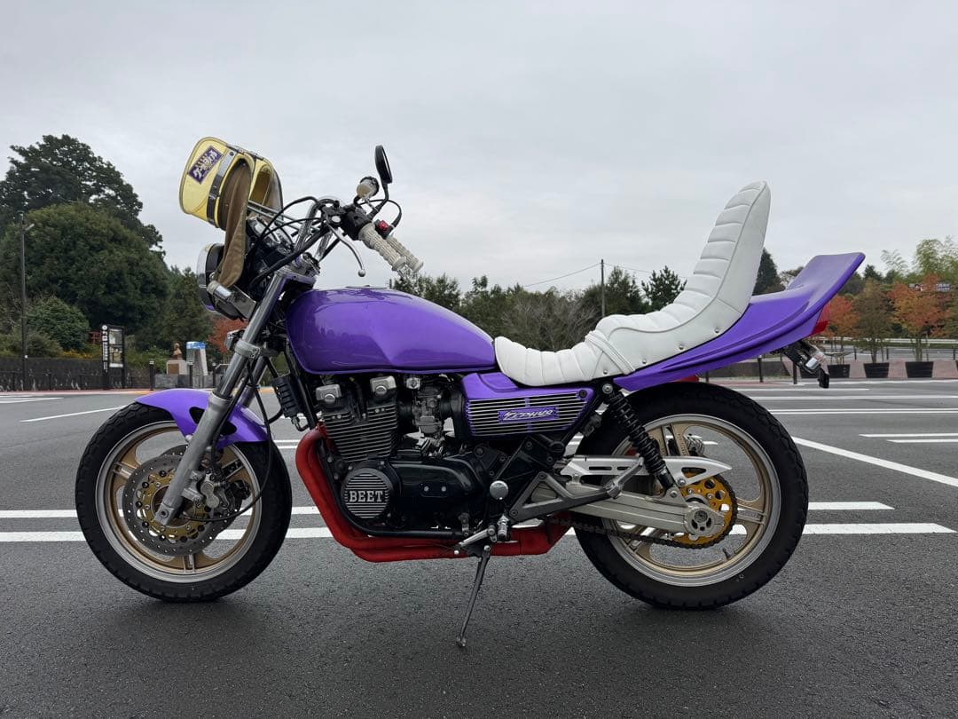 ゼファーχ 3段シート
