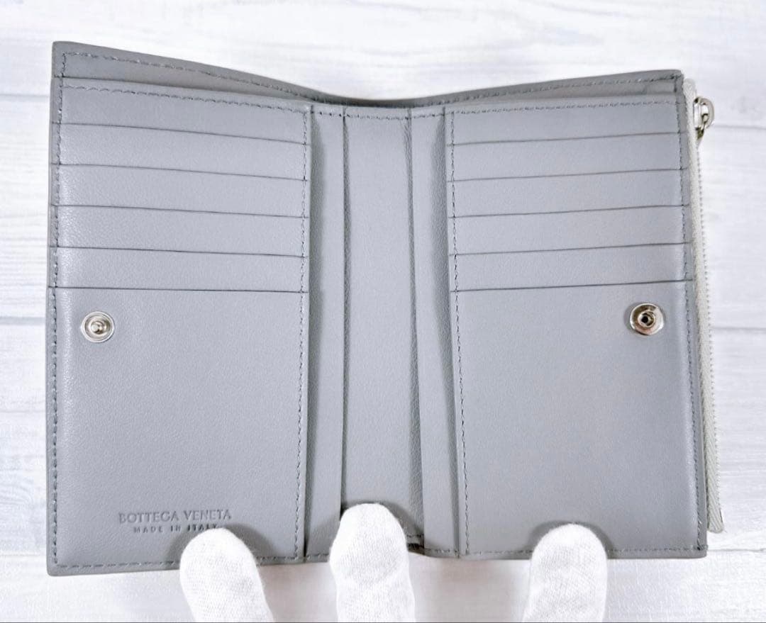 希少カラー ボッテガヴェネタ カセット ミディアム ウォレット 二つ折り財布