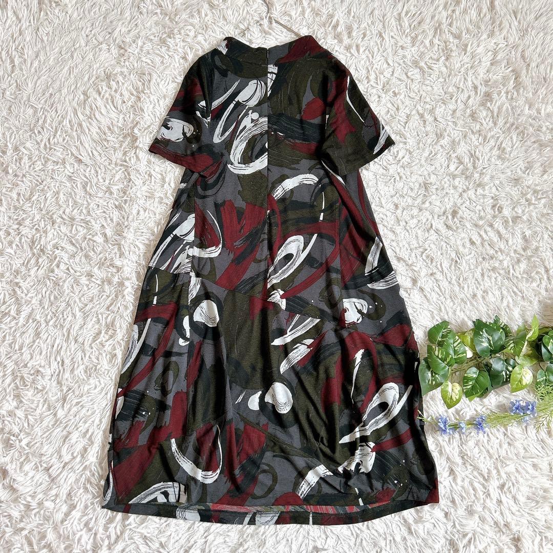 美品⁂センソユニコ⁂ロングワンピース　総柄　フリル　モックネック　アート柄　L