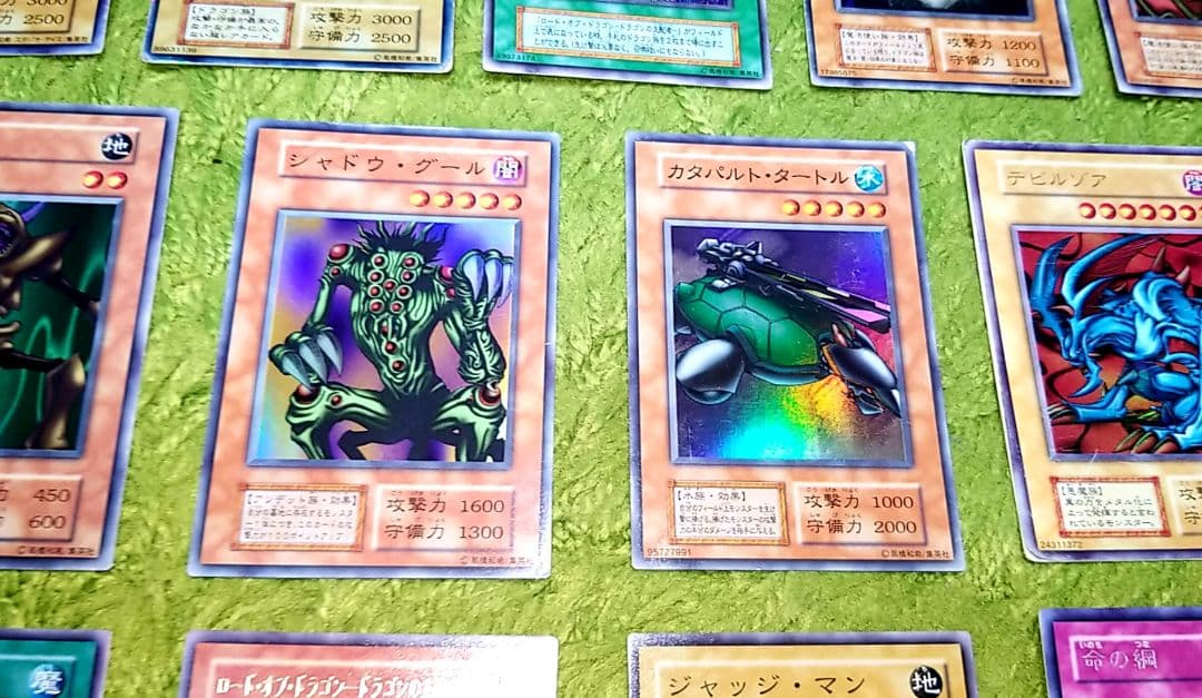遊戯王 １８枚とおまけ１枚まとめ売り