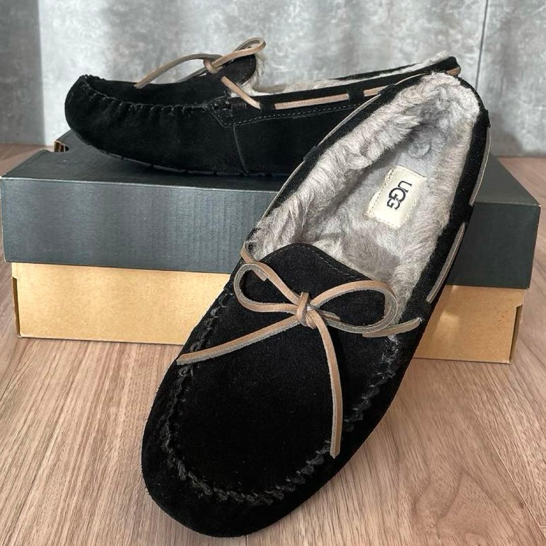 UGG モカシン　28cm　スエード　ムートンシューズ　スリッポン　ブラック　黒