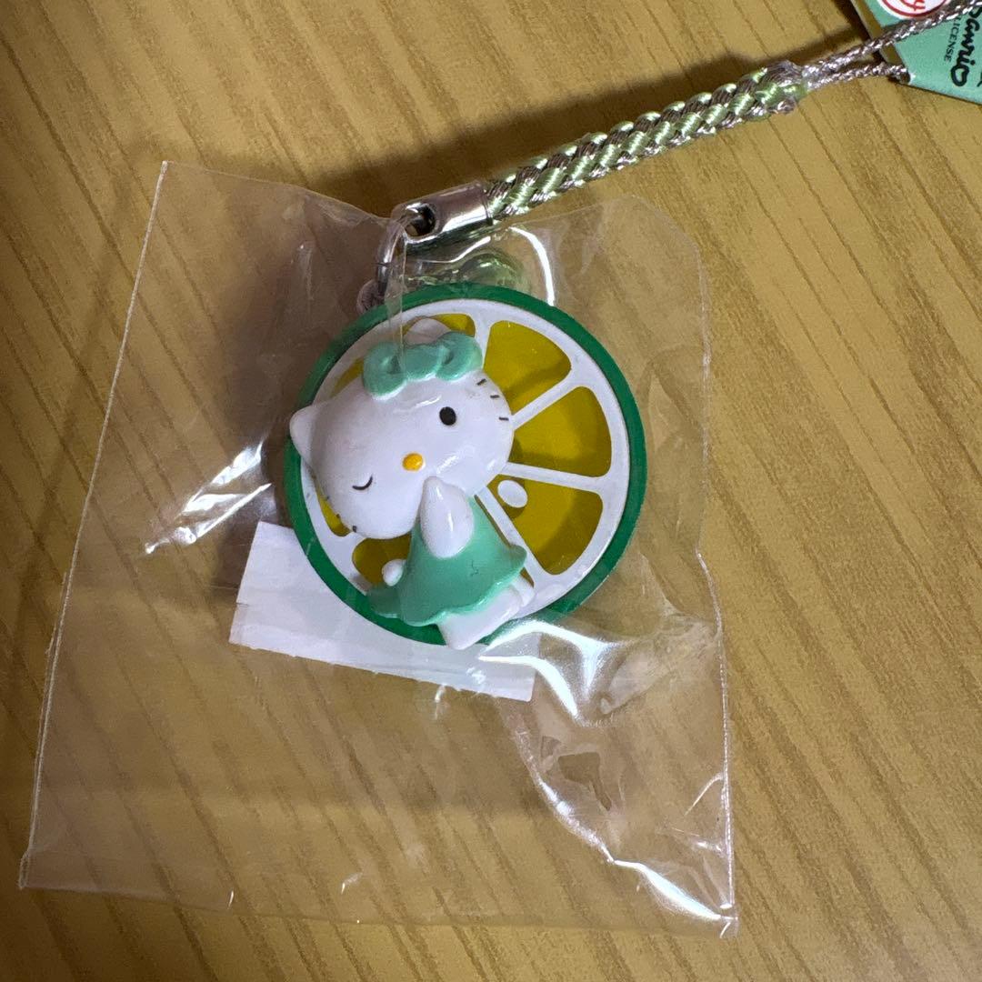 ご当地キティ　大分県限定　かぼす
