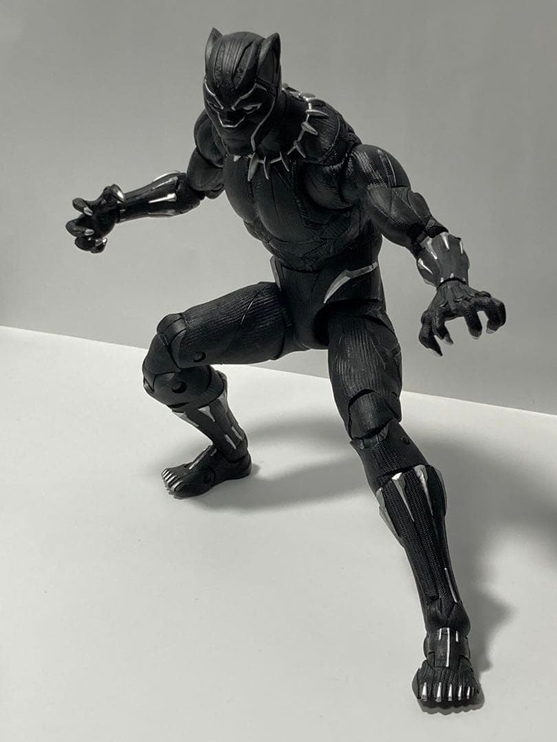 マーベルレジェンド　12インチ　ブラックパンサー
