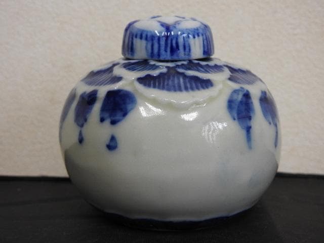 瀬戸蓋物牡丹茶入　MA699