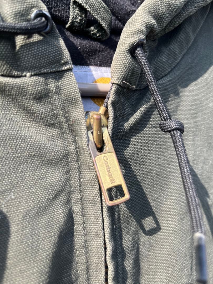 あ*ん様 レアカラー　Carhartt アクティブジャケット　モスグリーン