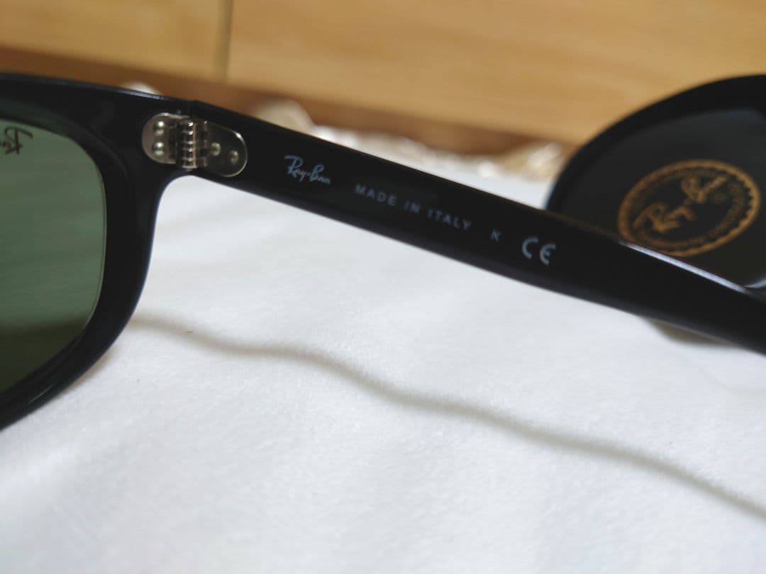 【美品】Ray-Ban レイバン サングラス ケース・クロス付き RB4089