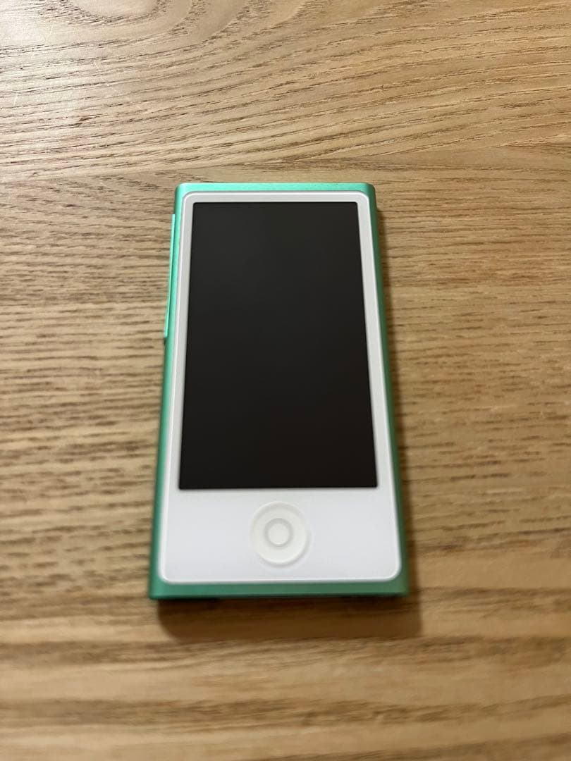Apple iPod nano 第7世代 16GB グリーン