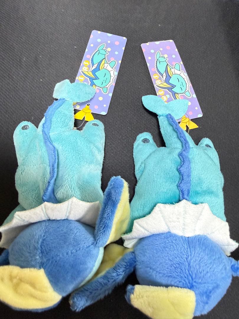 くったりぬいぐるみ　シャワーズ　おやすみver. 2点　ポケモンセンター限定商品
