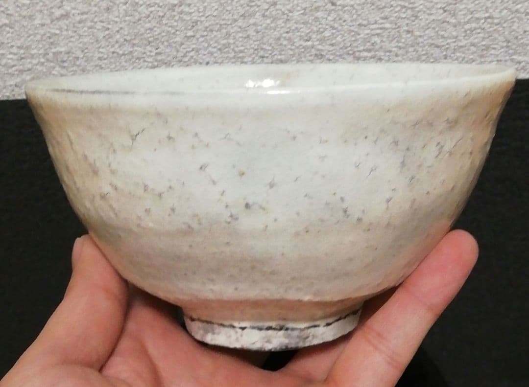 清水啓功作　萩焼　粉引　鬼熊川　茶碗　共箱　共布　略歴付　茶道具