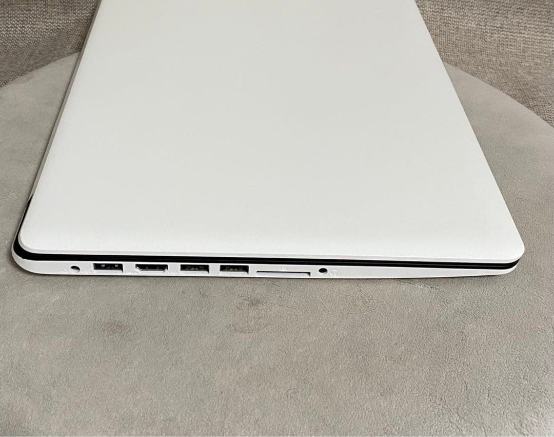 その他ノートPC本体 NKT161 Celeron N3050 2GB 32GB