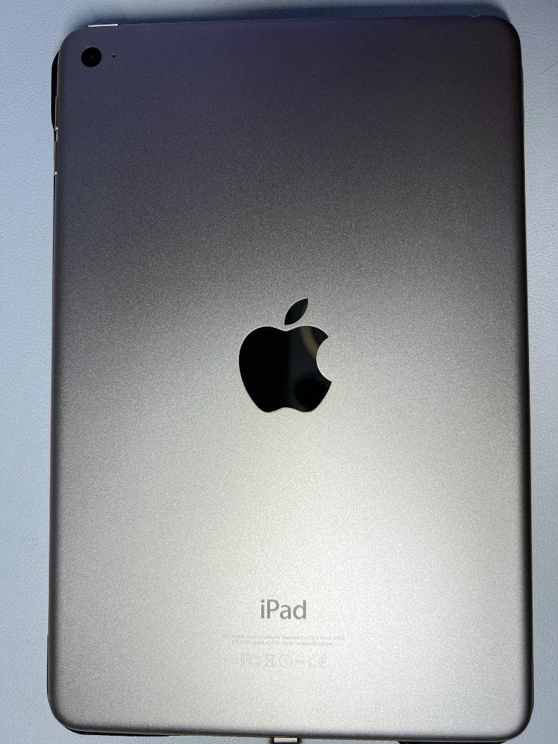 Apple iPad mini 4 Wi-Fiモデル 16GB MK9J2J/A