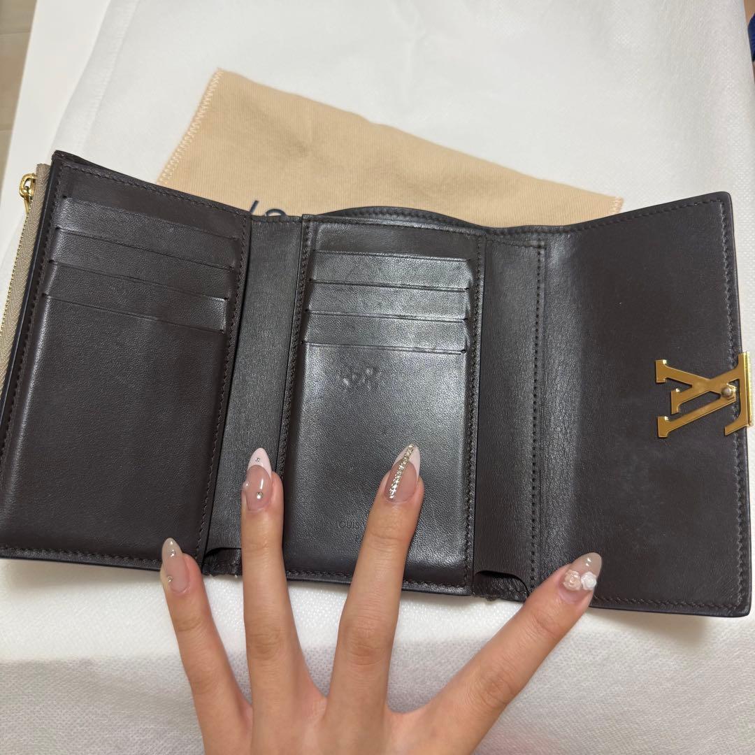 LOUIS VUITTON 財布　ポルトフォイユ・カプシーヌ コンパクト