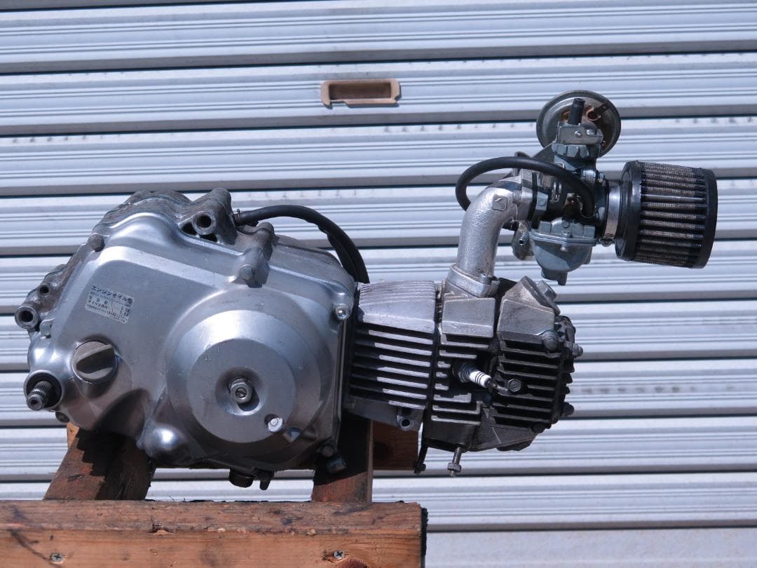 ホンダ　スーパーカブ用エンジン　ＡＡ０１Ｅ　キタコ１０８ｃｃ