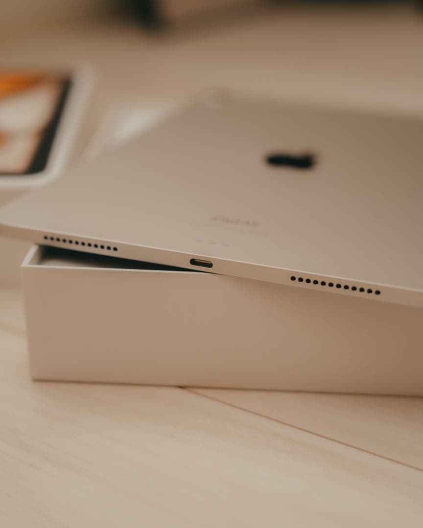【美品】iPad Air (M2) 11インチ128GB