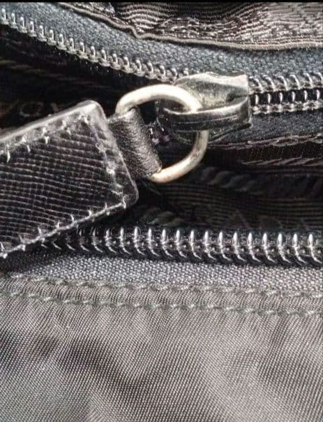 PRADA 黒 ボストンバッグ