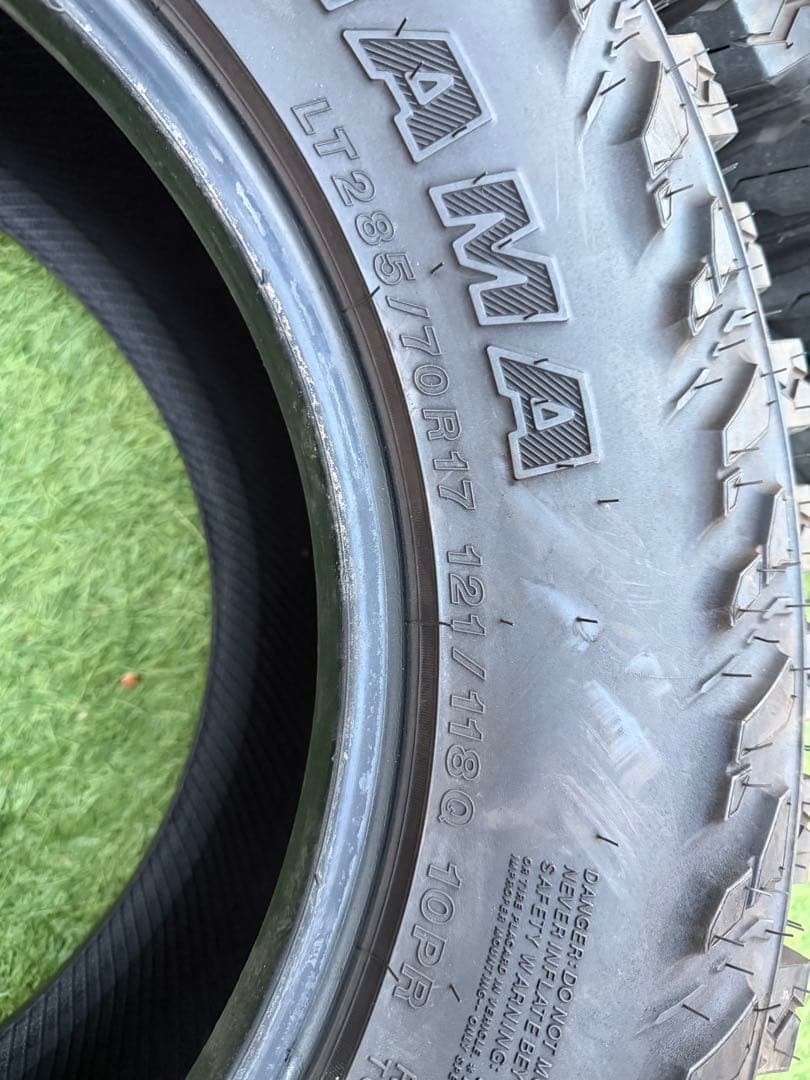 ④1本価格 ヨコハマGEOLANDAR M/T G003 LT285/70R17